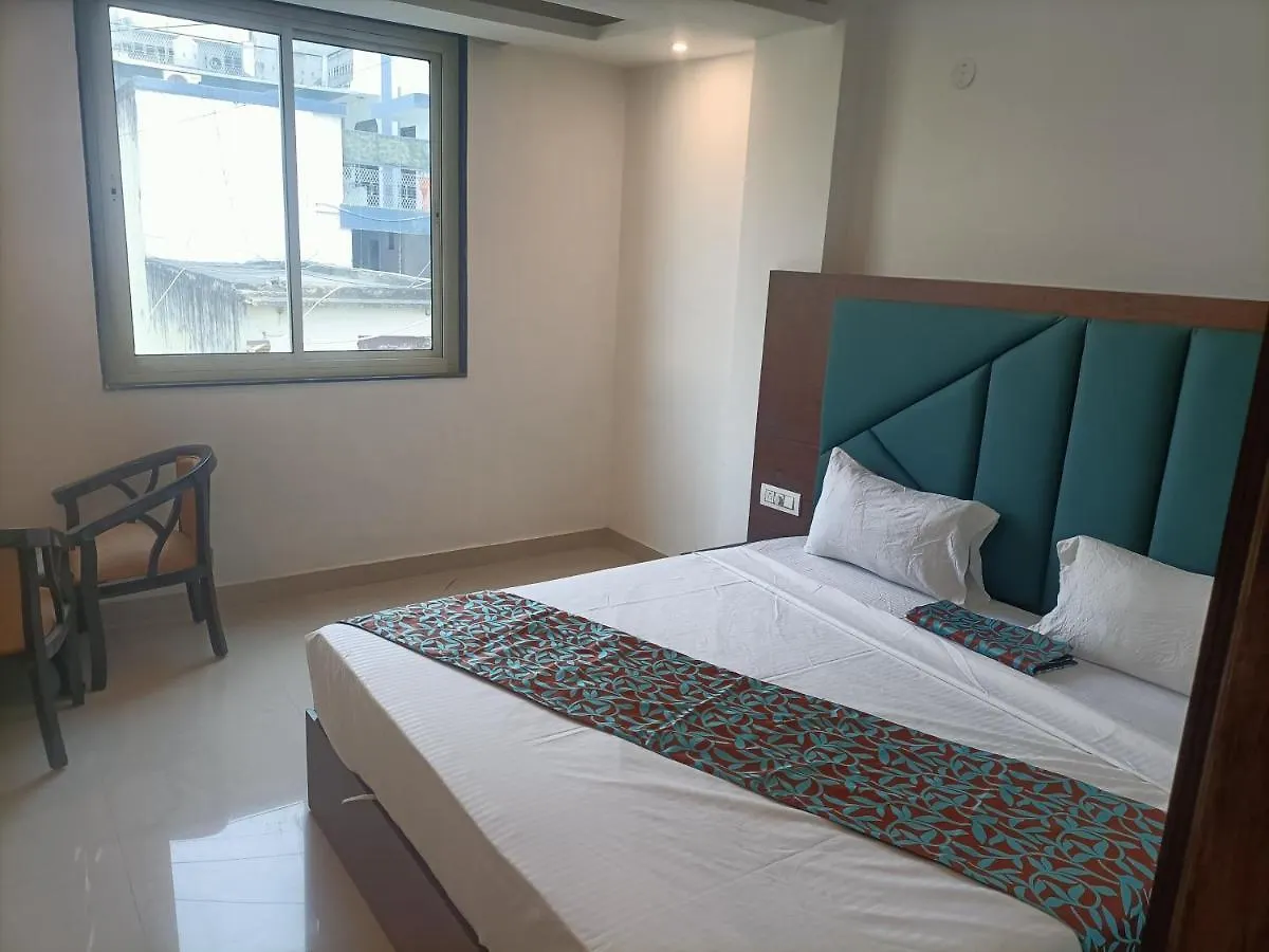 Family Hotel Tark Near Igi Airport Delhi New Delhi